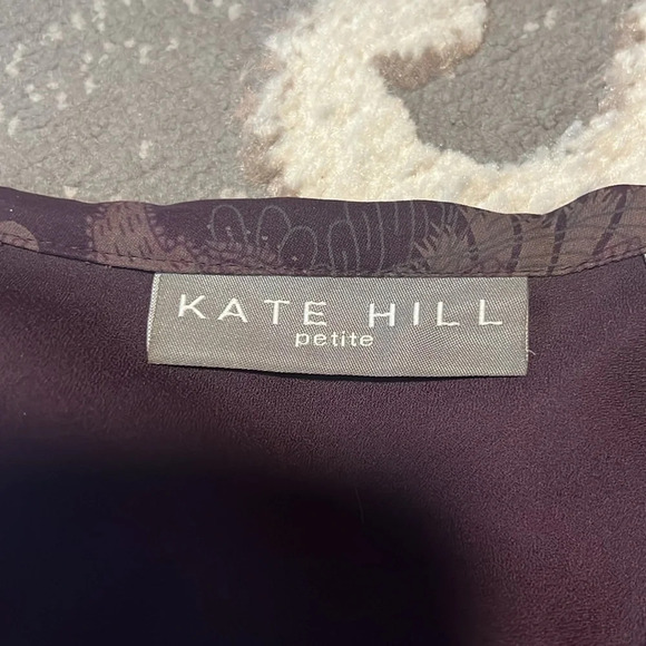 Kate hill 100% silk skirt. Excellent condition. Skirt is lined. Zips on side - Picture 3 of 4